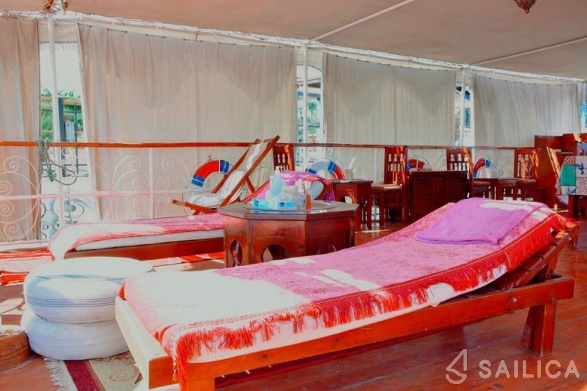 Custom Built - Yacht Charter Sailica