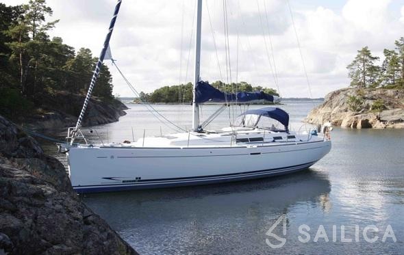Dufour 455 Grand Large - Yacht Charter Sailica