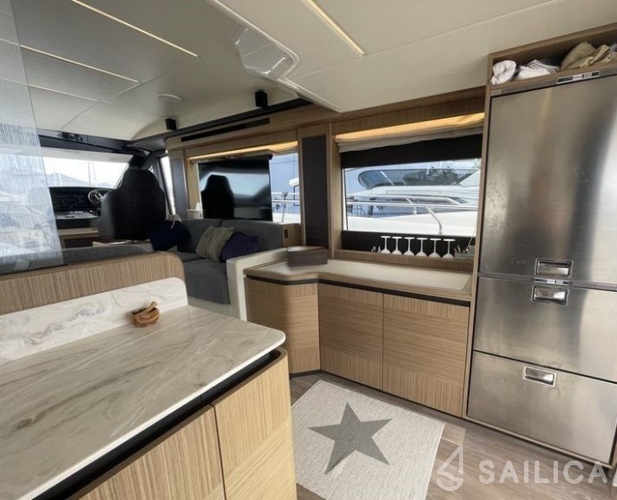 Absolute 52 - Yacht Charter Sailica