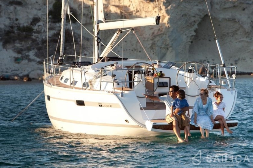 Bavaria 40 - Yacht Charter Sailica