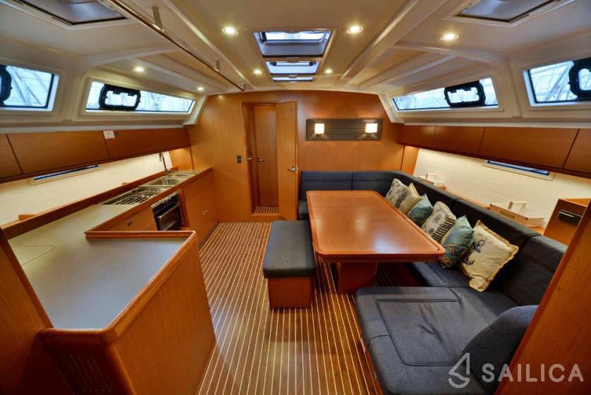 Bavaria 46 Cruiser - Yacht Charter Sailica