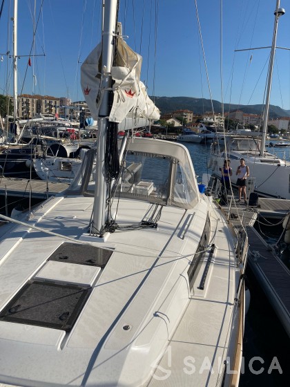 Oceanis 38 - Yacht Charter Sailica