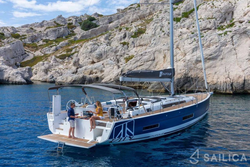 Dufour 530 - Yacht Charter Sailica