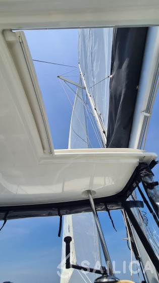 Lagoon 42 - Yacht Charter Sailica