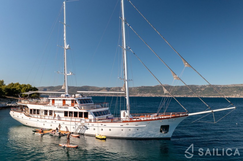 Corsario - Yacht Charter Sailica