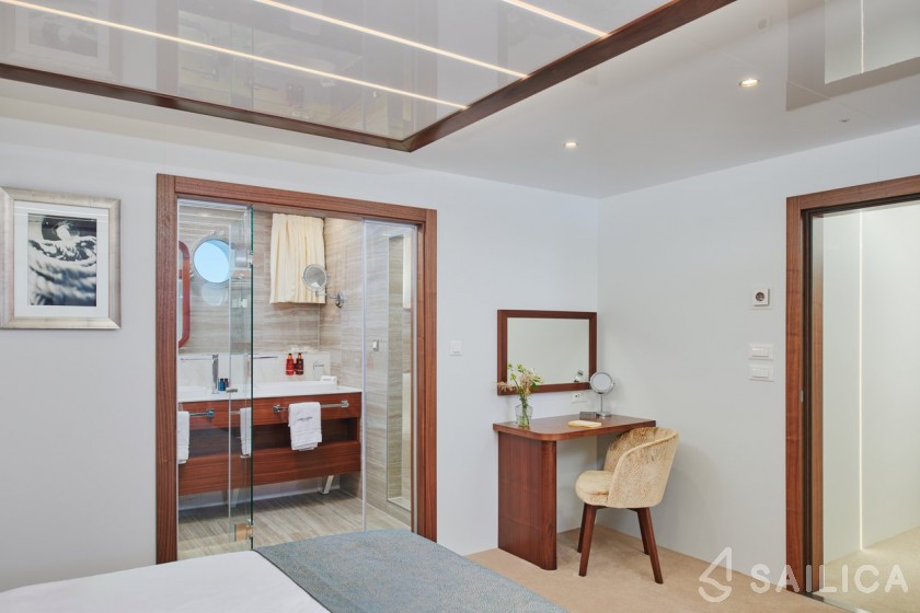 Corsario - Yacht Charter Sailica