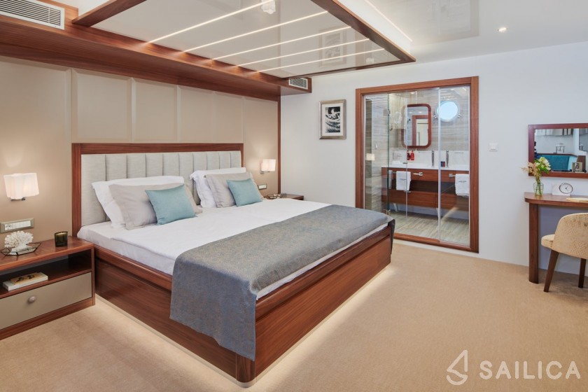 Corsario - Yacht Charter Sailica