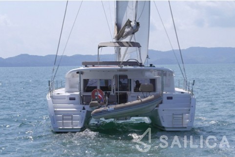 Lagoon 450 F - 4 + 2 cab. - Yacht Charter Sailica