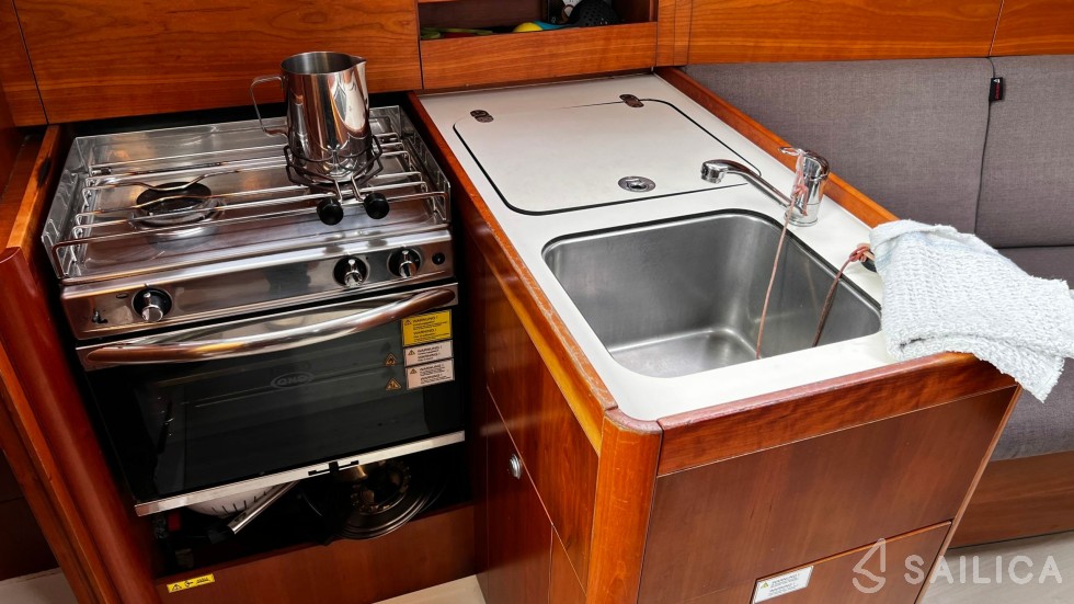 Dehler 32 - Yacht Charter Sailica