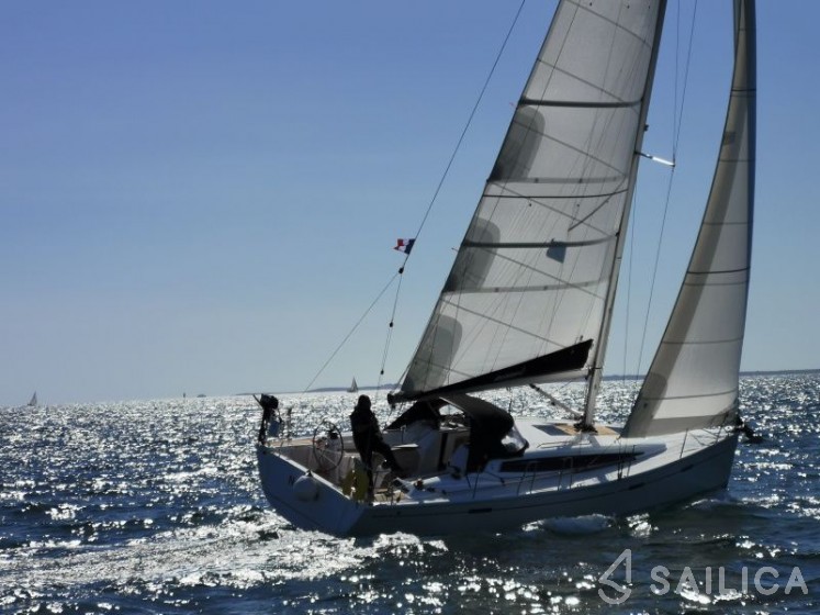 Dehler 38 - Yacht Charter Sailica