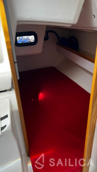 Django 770 - Yacht Charter Sailica