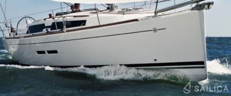 Dufour 375 Grand Large - Yacht Charter Sailica