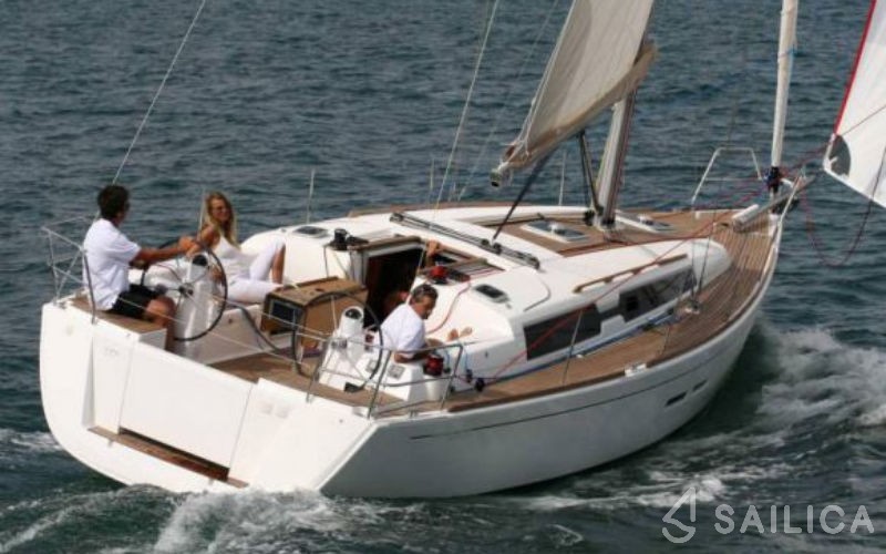 Dufour 375 Grand Large - Yacht Charter Sailica