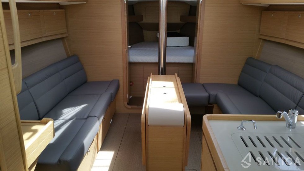 Dufour 382 GL - Yacht Charter Sailica