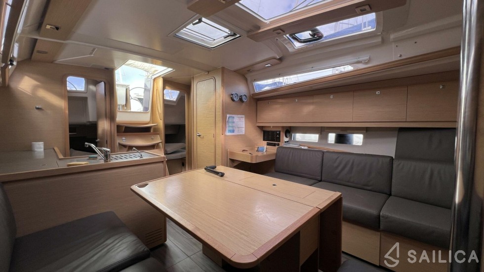 Dufour 390 - Yacht Charter Sailica
