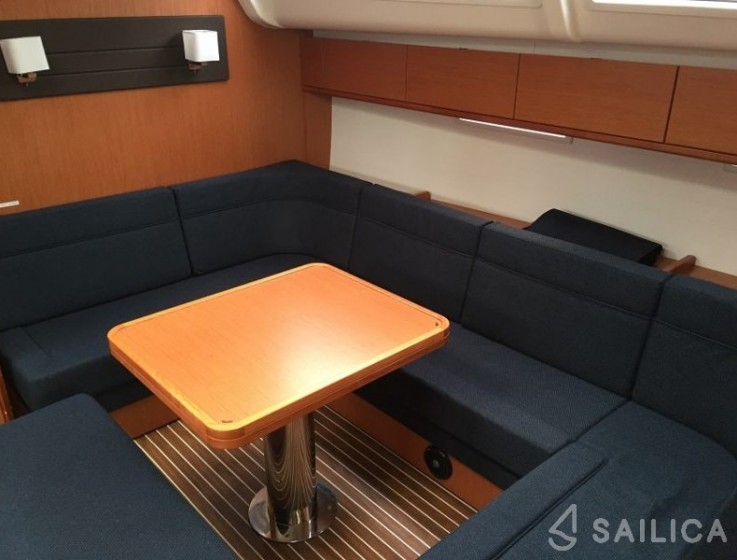 Bavaria Cruiser 51 - Yacht Charter Sailica