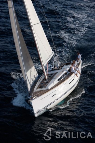 Dufour 40 - Yacht Charter Sailica