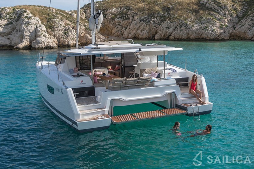 Elba 45 - Yacht Charter Sailica