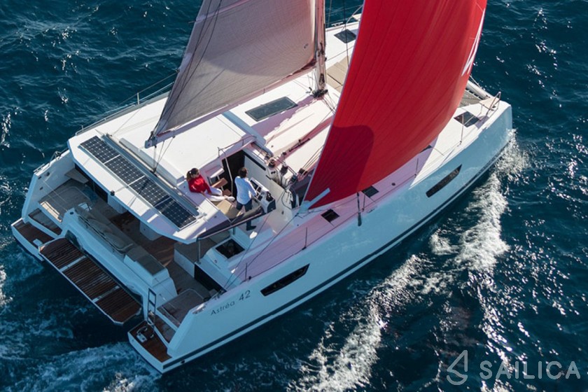 Elba 45 - Yacht Charter Sailica