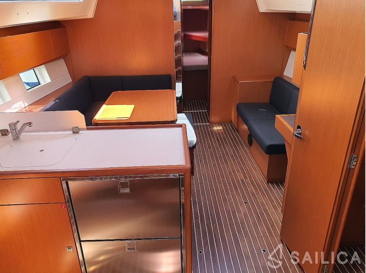 Bavaria C45 - Yacht Charter Sailica