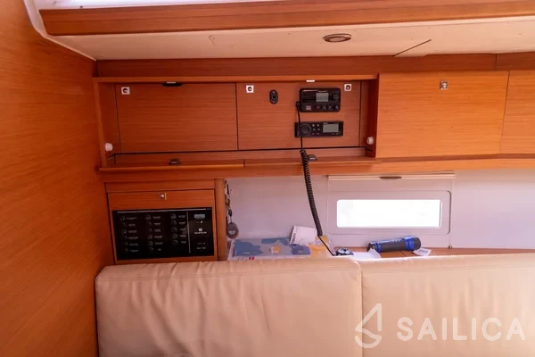 Dufour 430 Grand Large - Yacht Charter Sailica