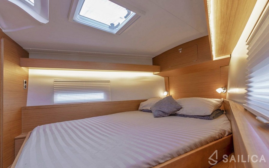 Dufour 43 - Yacht Charter Sailica