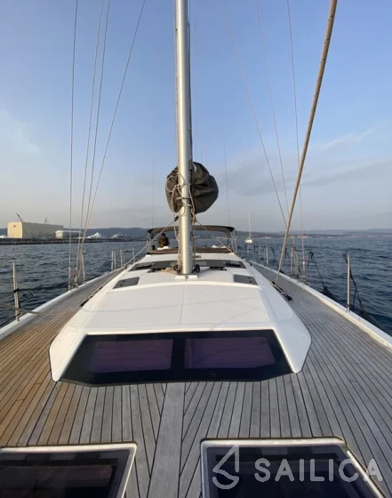 Dufour 470 - Yacht Charter Sailica