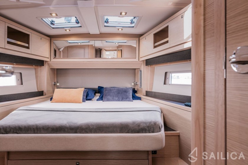 Dufour 470 - Yacht Charter Sailica