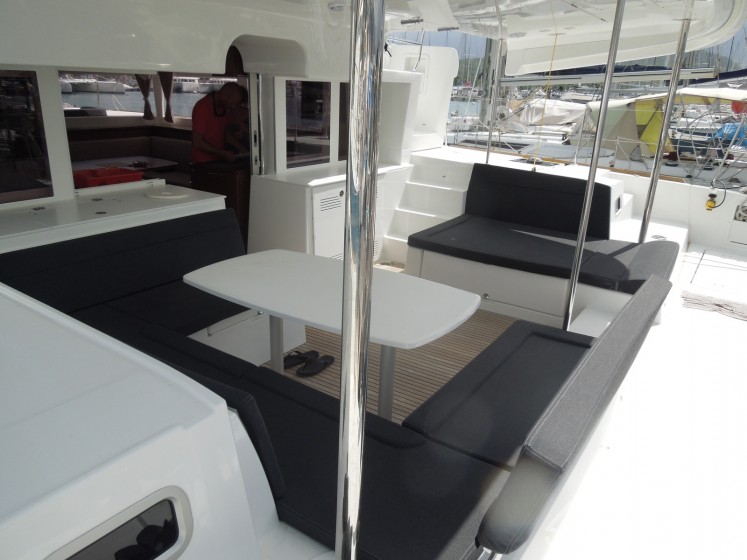 Lagoon 450 - Yacht Charter Sailica