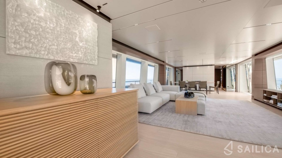 Ferretti Custom Line Navetta - Yacht Charter Sailica