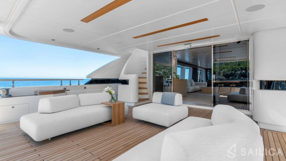 Ferretti Custom Line Navetta - Yacht Charter Sailica