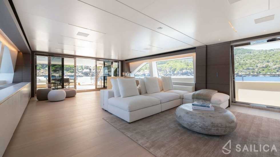 Ferretti Custom Line Navetta - Yacht Charter Sailica