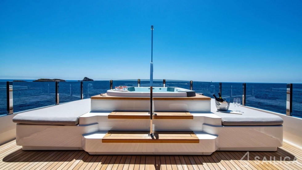 Ferretti Custom Line Navetta - Yacht Charter Sailica