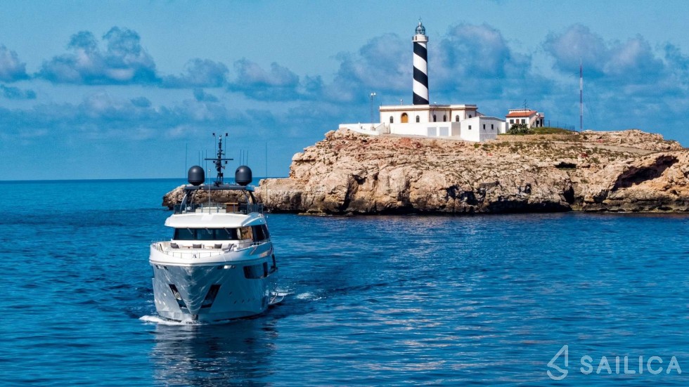 Ferretti Custom Line Navetta - Yacht Charter Sailica