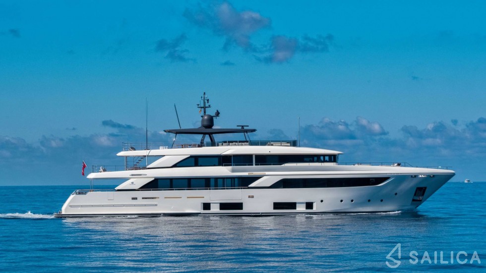 Ferretti Custom Line Navetta - Yacht Charter Sailica