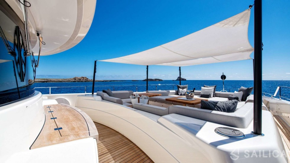 Ferretti Custom Line Navetta - Yacht Charter Sailica