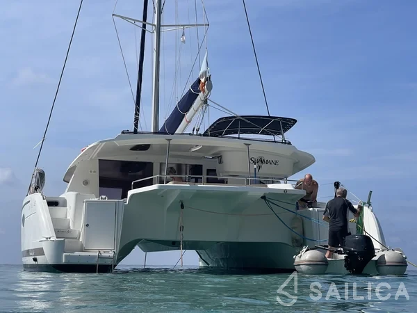 Salina 48 - Yacht Charter Sailica