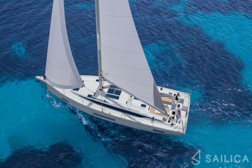Bavaria 46 Cruiser - Yacht Charter Sailica