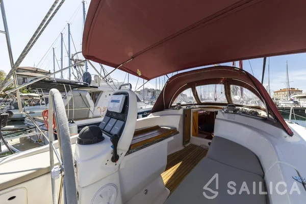 Bavaria 34 Cruiser - Yacht Charter Sailica