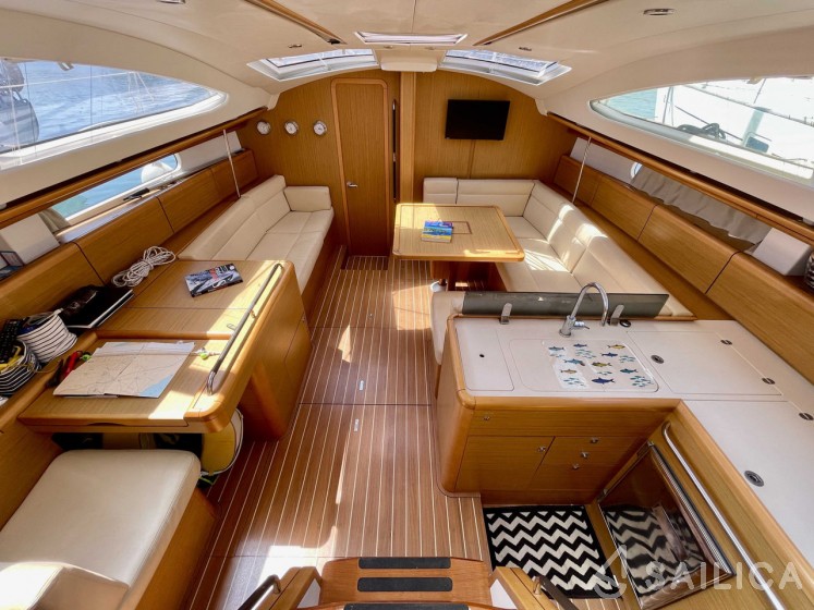Sun Odyssey 45DS - Yacht Charter Sailica