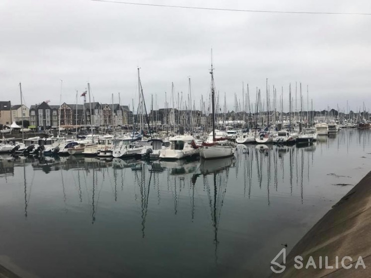 Sun Odyssey 379 - Yacht Charter Sailica