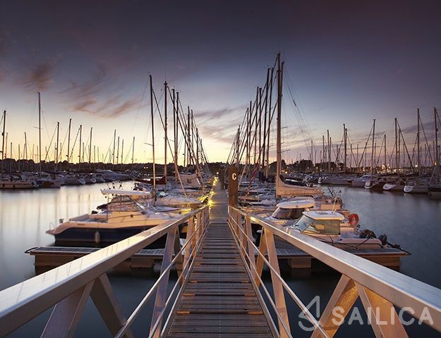 Sun Odyssey 379 - Yacht Charter Sailica