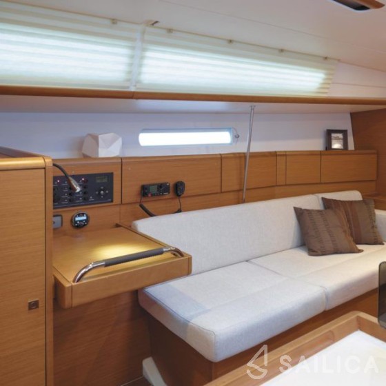 Sun Odyssey 379 - Yacht Charter Sailica