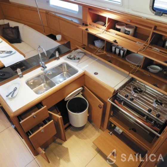 Sun Odyssey 379 - Yacht Charter Sailica