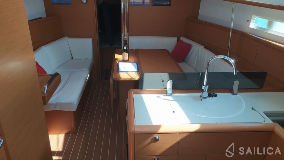 Sun Odyssey 379 - Yacht Charter Sailica