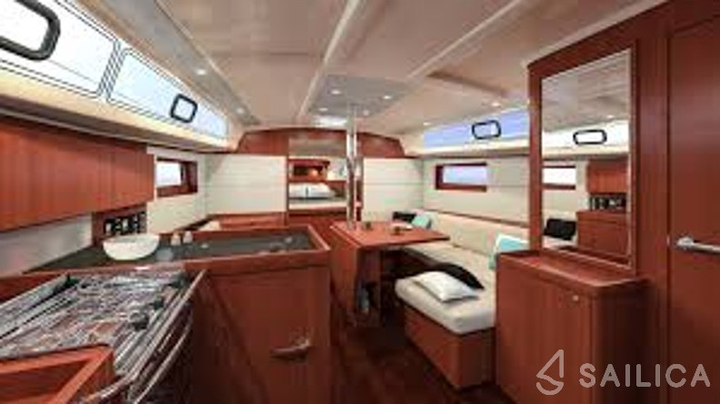 Oceanis 41.1 - Yacht Charter Sailica