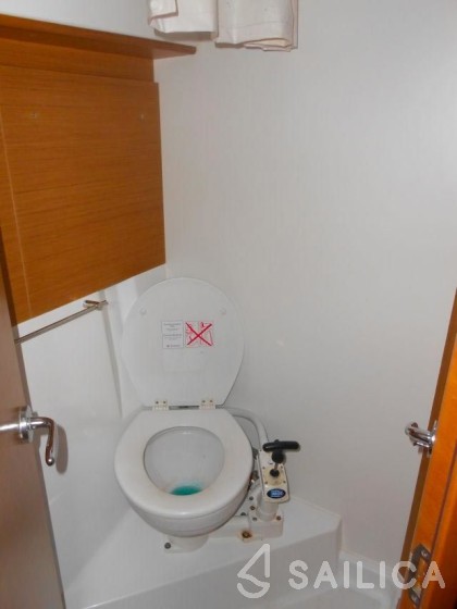 Sun Odyssey 44i - Yacht Charter Sailica