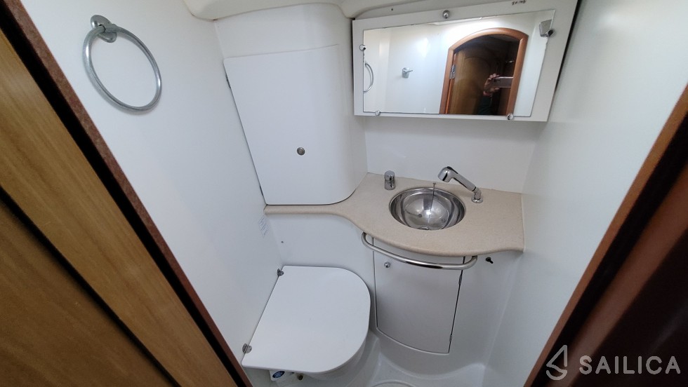 Sun Odyssey 49 - Yacht Charter Sailica