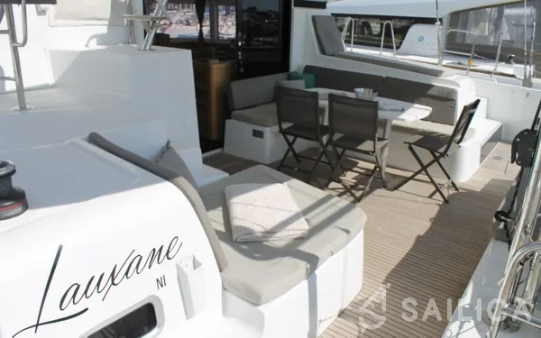 Lagoon 42 - Yacht Charter Sailica