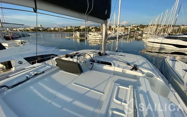 Lagoon 46  - Yacht Charter Sailica